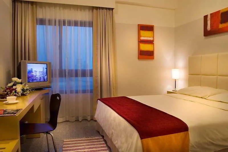 Arabian Park Dubai, An Edge By Rotana Hotel 3*, דובאי איחוד האמירויות הערביות